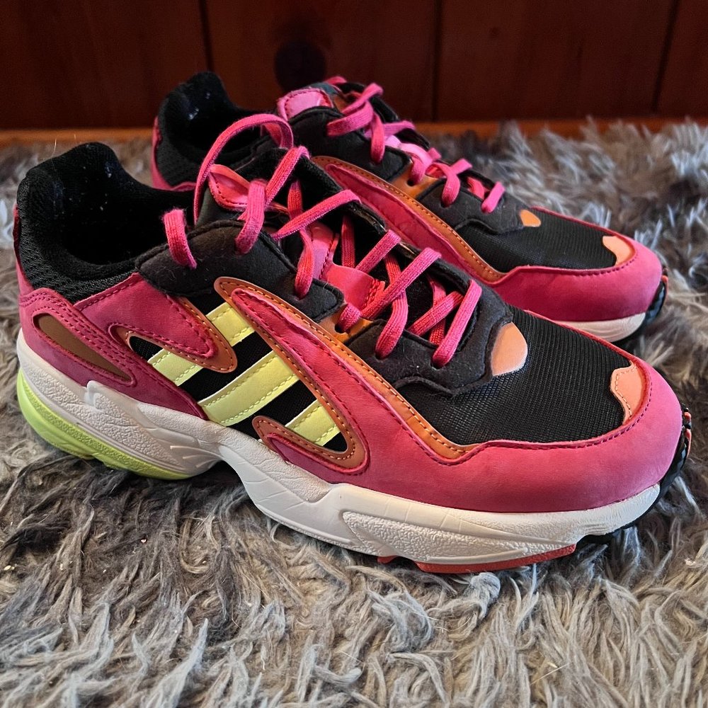 *LIKE NEW* Colorful Adidas Sneakers